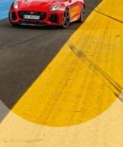 Jaguar F-Type SVR