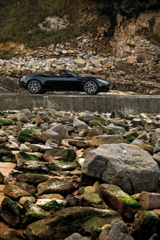 Aston Martin DB11 Volante