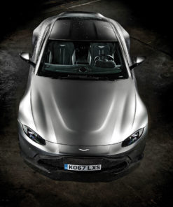 Aston Martin Vantage (2)