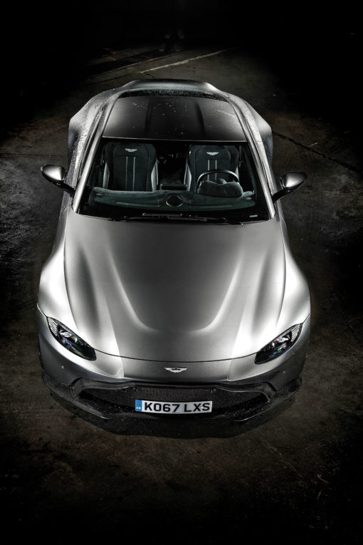 Aston Martin Vantage (2)
