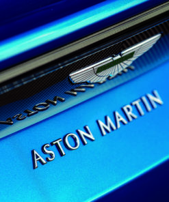 Aston Martin Vantage AMR