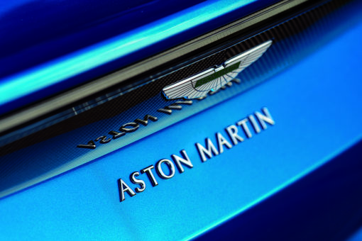 Aston Martin Vantage AMR