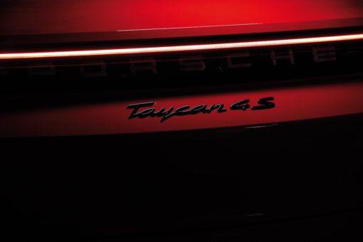 Porsche Taycan 4S