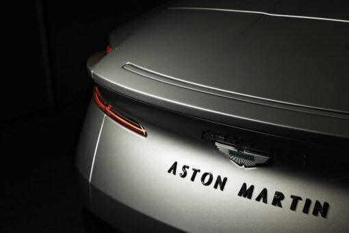 Aston Martin DB12 Volante