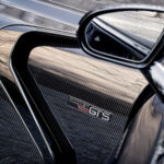 Aile avant et rétroviseur en carbone du Brabus Rocket GTS