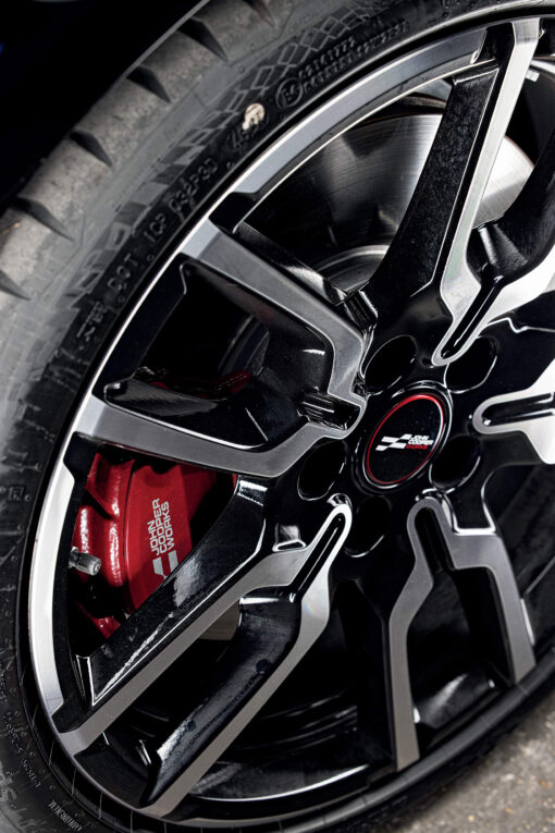 MINI Hatch John Cooper Works — photo Louis Leduc
