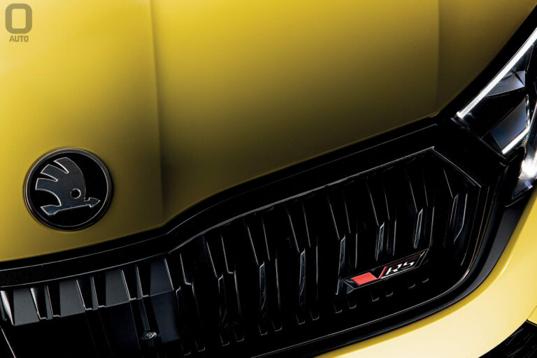 Škoda Octavia RS — photo Louis Leduc